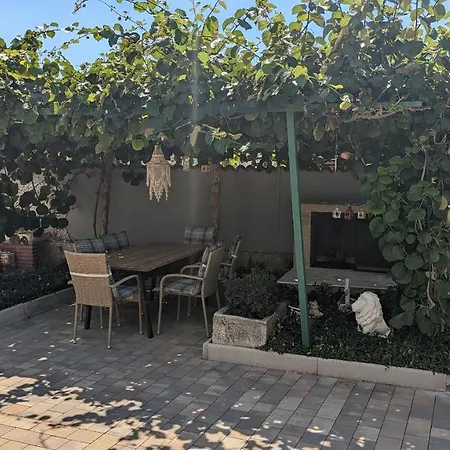 Apartman Aja Kastelir Exterior photo