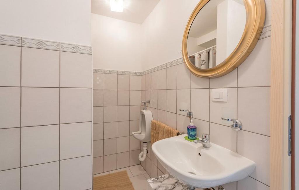Apartment Aja Kastelir