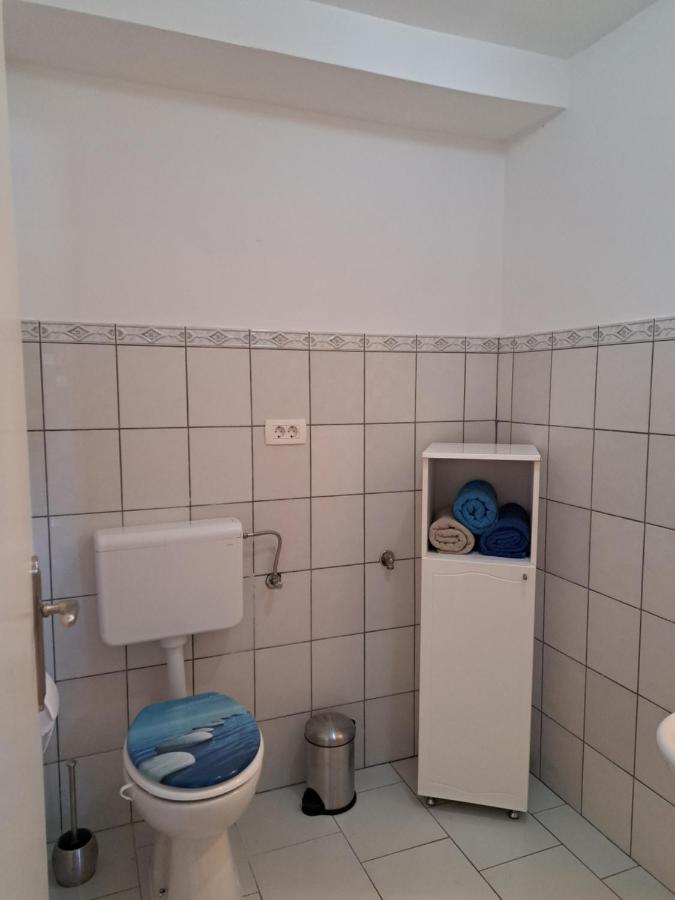 Apartment Aja *